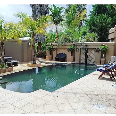 Oudtshoorn Guest House Εξωτερικό φωτογραφία